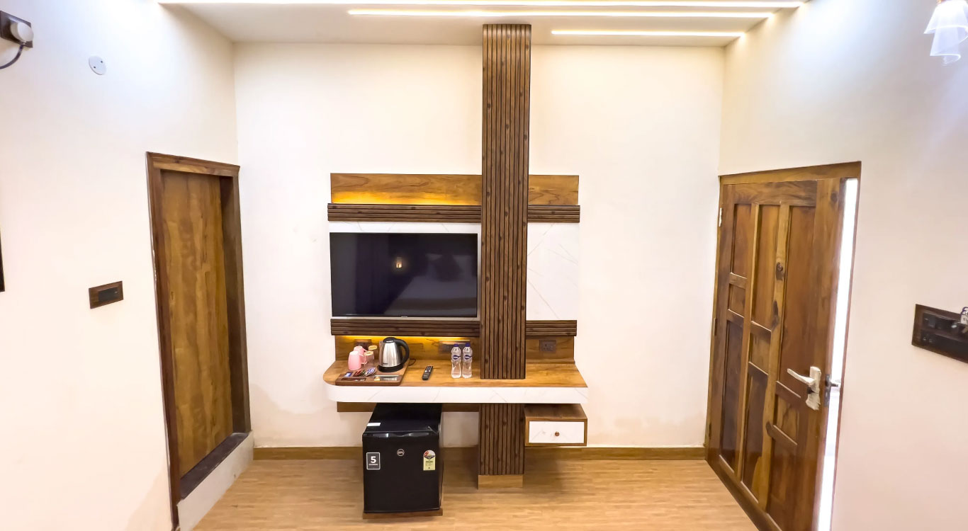 Deluxe King Suite